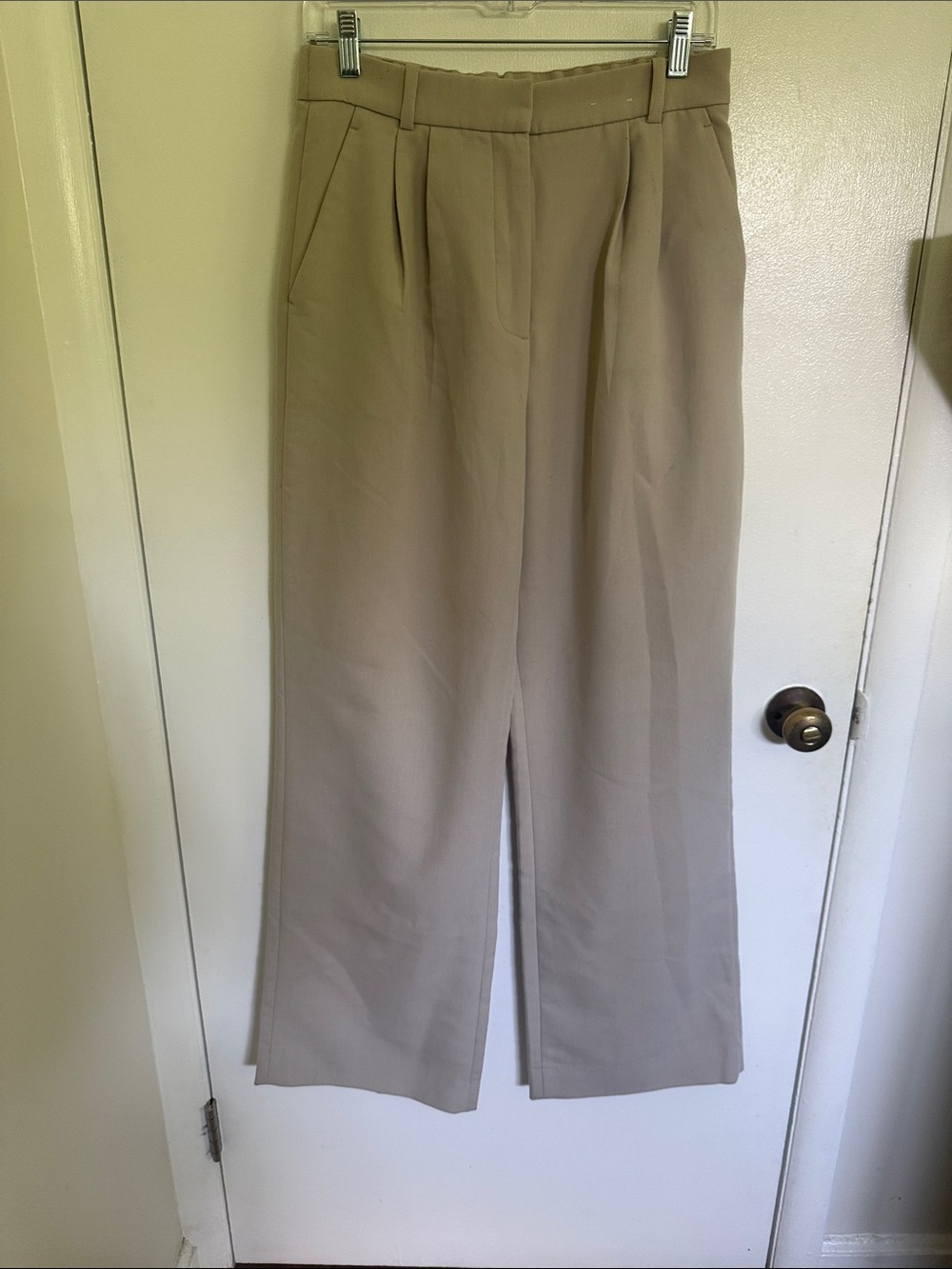 Abercrombie & Fitch Wide-Leg High-Rise Trousers in Light Taupe